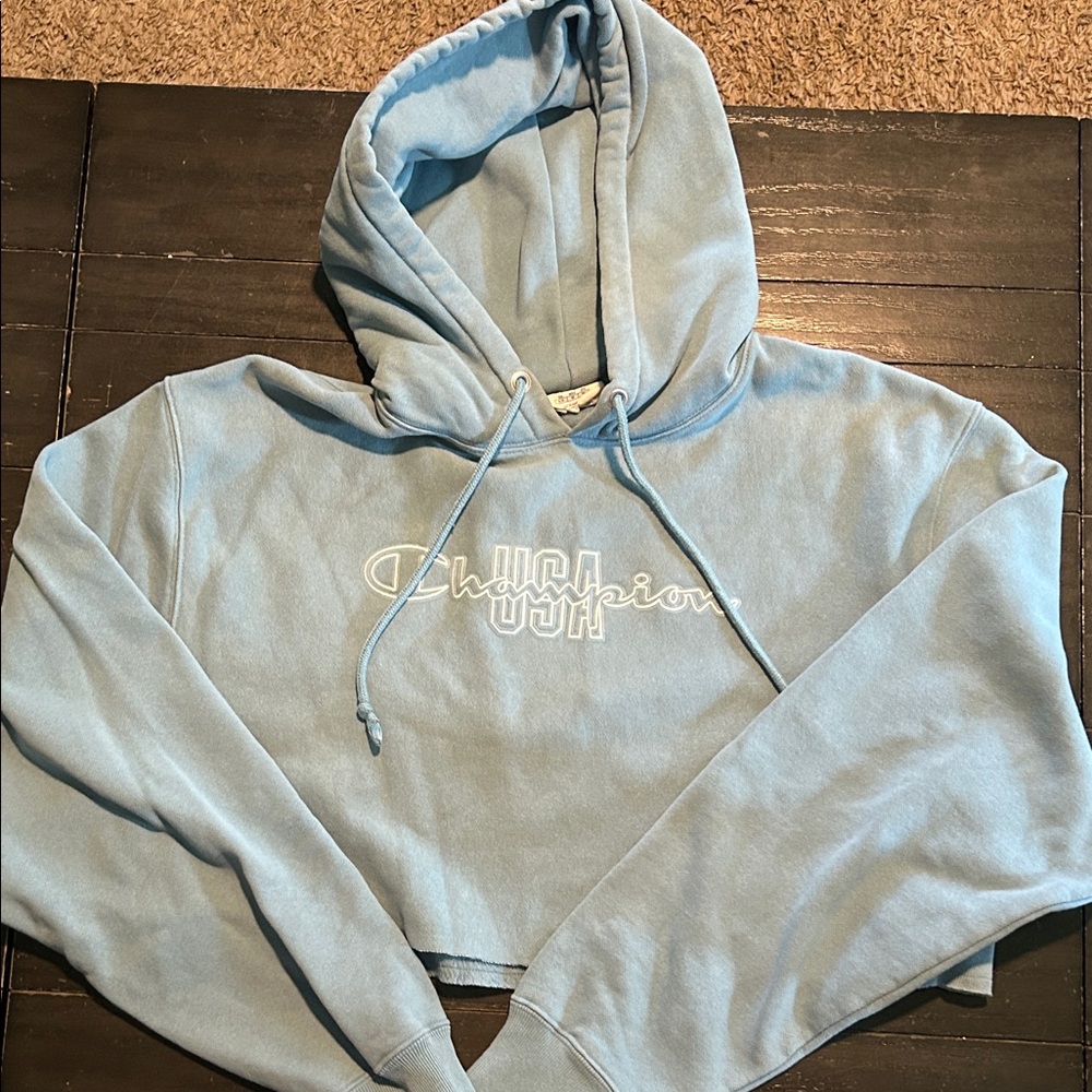 Champion Women's Sky Blue Cropped Hoodie